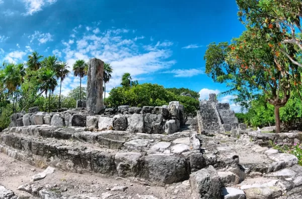 Durante el tour Cancun Mayan Discovery conocerás las zonas arqueológicas de Cancún