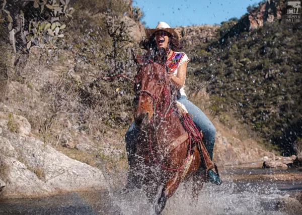 Excursión en Cabalgata de Medio Día por el Cañón Coyote en San Miguel de Allende