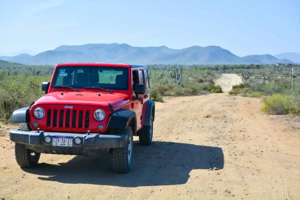 Tours y Excursiones en Los Cabos: Recorrido en Jeep a Todos Santos