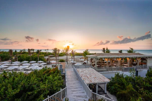 Vista Panorámica del Hotel Margaritaville Holbox en Punta Coco